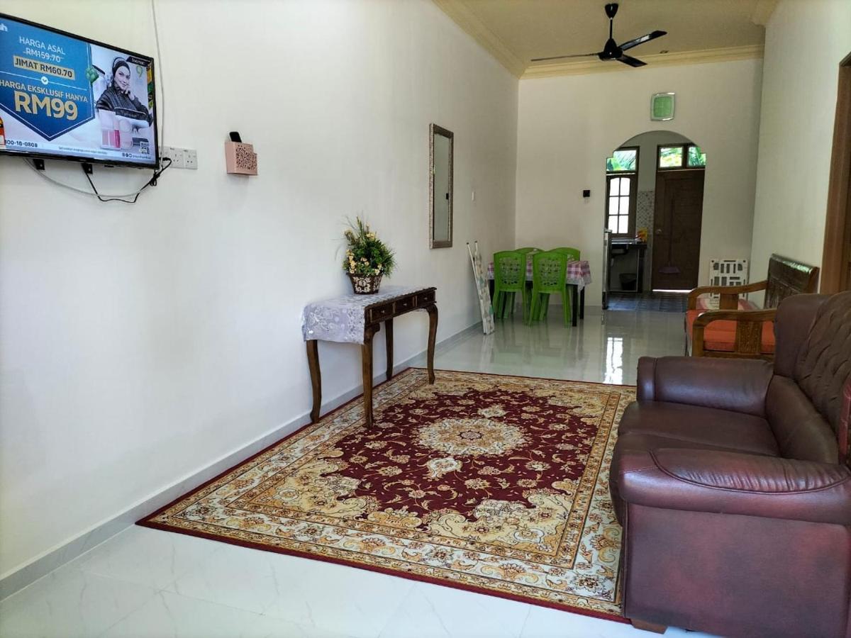 Sofea Homestay Batu Rakit Exterior foto